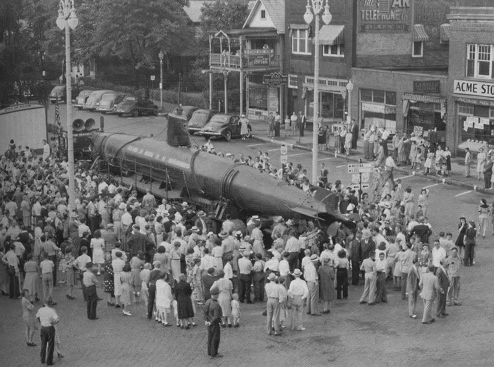 40s-submarine.jpg